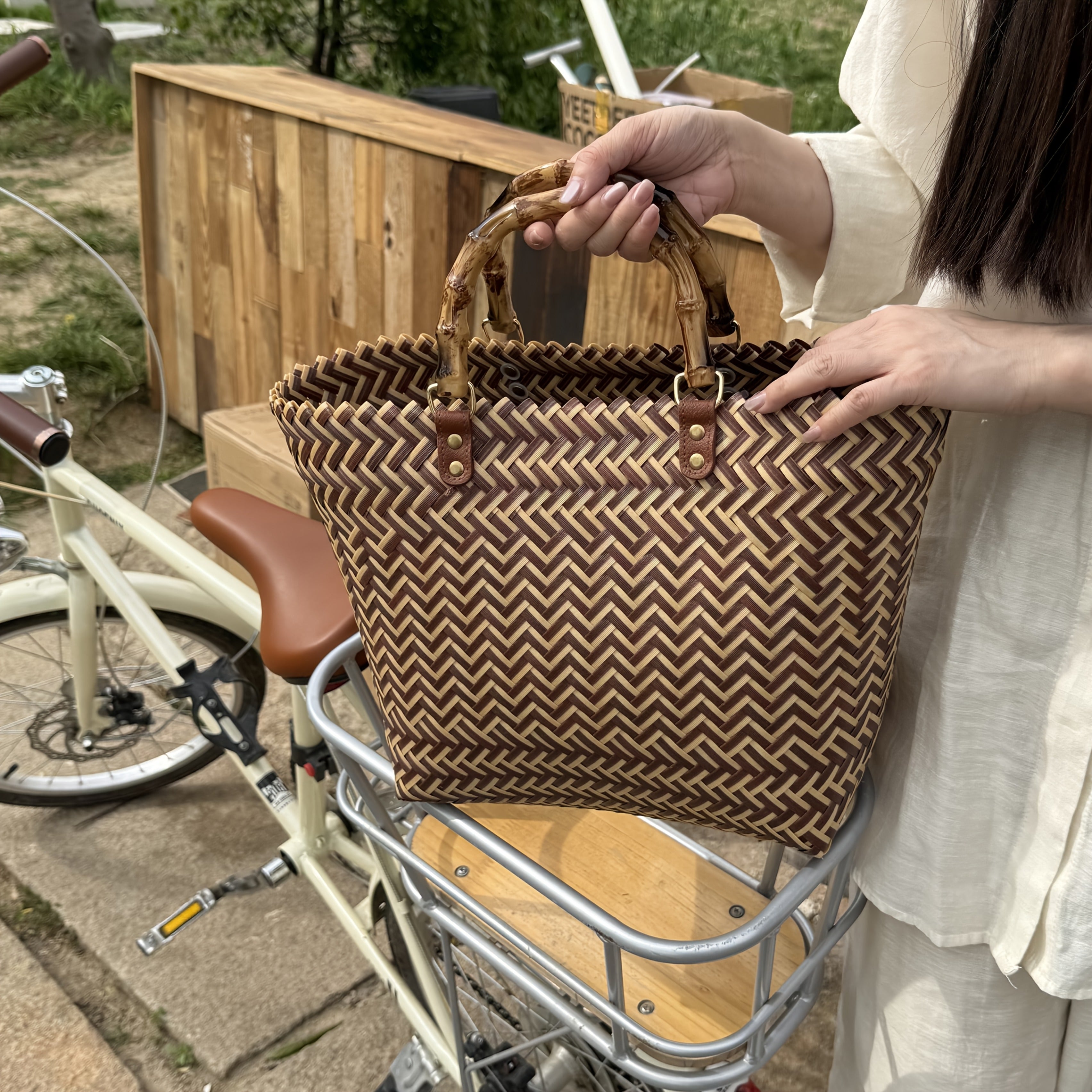 Large Capacity Handwoven Vintage Tote Bag - Brown & Cream Chevron Pattern, Durable Plastic Material, Spacious Open Top Design for Camping, Travel, Beach, and Everyday Use, Casual Carryall, Rugged Aesthetic, Sturdy Handle Cons